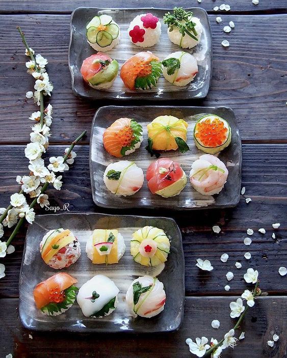 Có những cách làm sushi đẹp đến nao lòng chẳng nỡ ăn, chính bạn cũng có thể làm được - Ảnh 2.