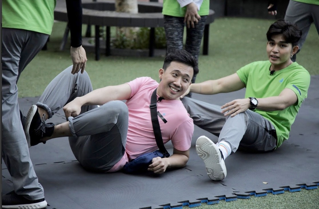 Running Man phiên bản Việt: Trấn Thành mất kiểm soát, cởi áo gào thét khiến ai cũng hoảng sợ - Ảnh 10. Running Man phiên bản Việt: Trấn Thành mất kiểm soát, cởi áo gào thét khiến ai cũng hoảng sợ - Ảnh 10.