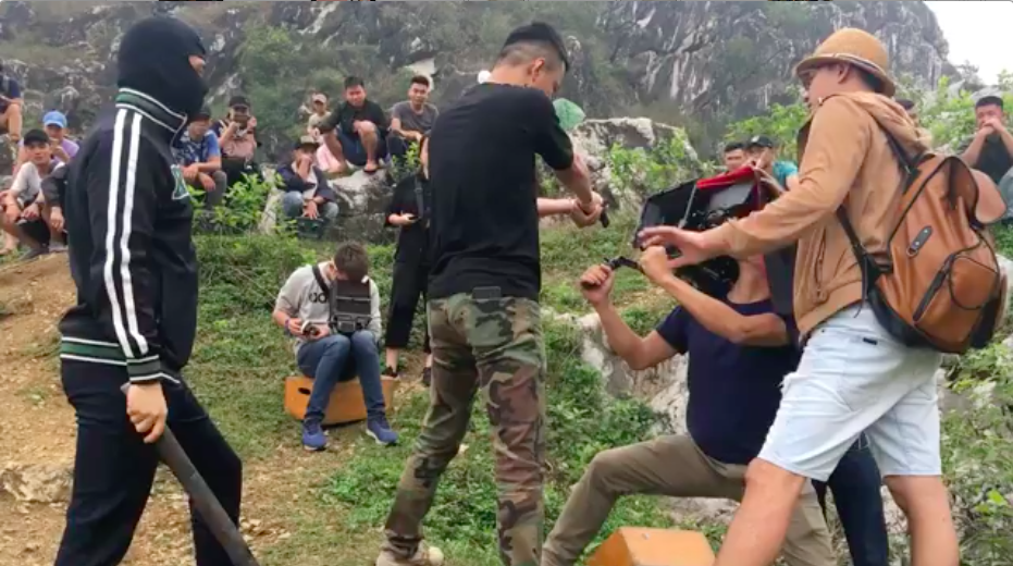 Làm người yêu của Hoàng Thùy Linh sau scandal clip nóng 12 năm trước, Hồng Đăng chia sẻ: Tất tay một ván bài - Ảnh 6. Làm người yêu của Hoàng Thùy Linh sau scandal clip nóng 12 năm trước, Hồng Đăng chia sẻ: Tất tay một ván bài - Ảnh 6.