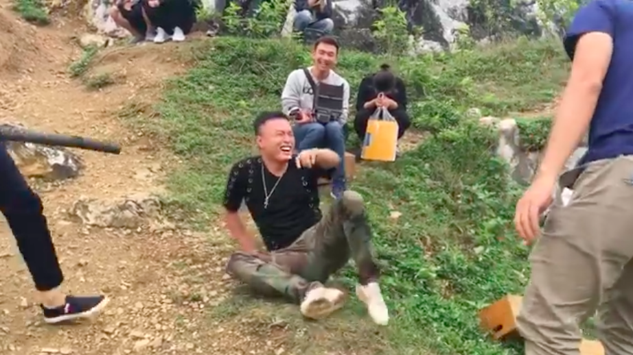 Làm người yêu của Hoàng Thùy Linh sau scandal clip nóng 12 năm trước, Hồng Đăng chia sẻ: Tất tay một ván bài - Ảnh 8. Làm người yêu của Hoàng Thùy Linh sau scandal clip nóng 12 năm trước, Hồng Đăng chia sẻ: Tất tay một ván bài - Ảnh 8.
