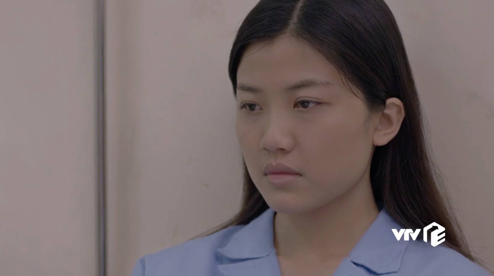 Những cô gái trong thành phố tập 33: Tùng quyết định Nam tiến, Mai tiếc nuối cũng đã muộn màng - Ảnh 4. Những cô gái trong thành phố tập 33: Tùng quyết định Nam tiến, Mai tiếc nuối cũng đã muộn màng - Ảnh 4.