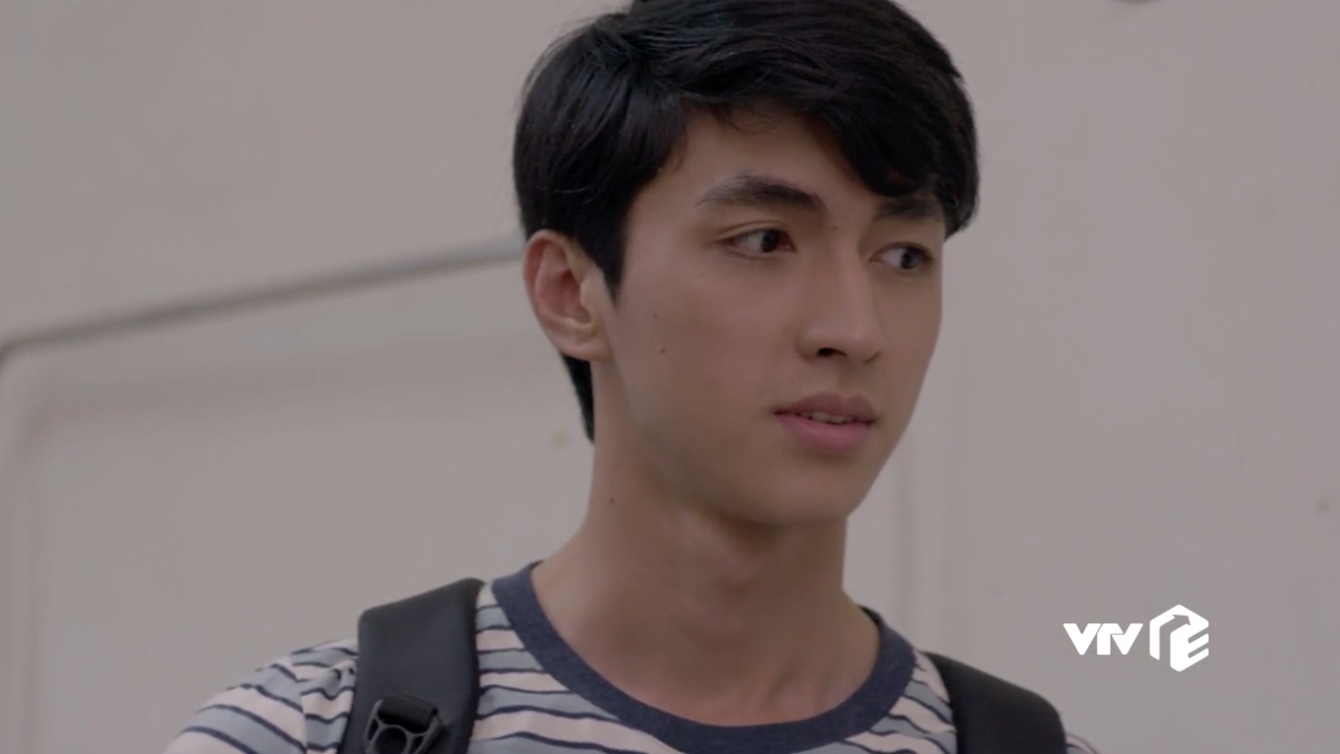 Những cô gái trong thành phố tập 33: Tùng quyết định Nam tiến, Mai tiếc nuối cũng đã muộn màng - Ảnh 3. Những cô gái trong thành phố tập 33: Tùng quyết định Nam tiến, Mai tiếc nuối cũng đã muộn màng - Ảnh 3.