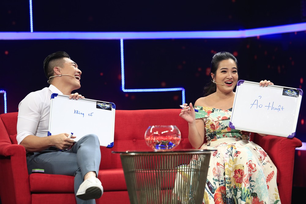 Hoàng tử xiếc Quốc Cơ kể về bà xã - MC Hồng Phượng: Không bắt vợ làm gì vì không giỏi nội trợ, xin lỗi đã để vợ sinh con một mình - Ảnh 5. Hoàng tử xiếc Quốc Cơ kể về bà xã - MC Hồng Phượng: Không bắt vợ làm gì vì không giỏi nội trợ, xin lỗi đã để vợ sinh con một mình - Ảnh 5.