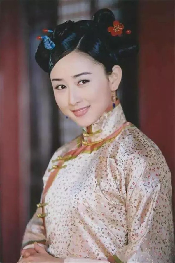 Hoài niệm về những mỹ nhân cổ trang nổi tiếng trên màn ảnh Hoa ngữ một thời - Ảnh 20.