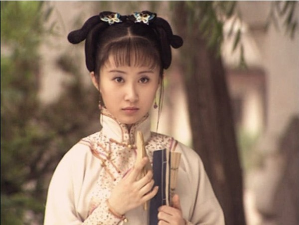Hoài niệm về những mỹ nhân cổ trang nổi tiếng trên màn ảnh Hoa ngữ một thời - Ảnh 23.