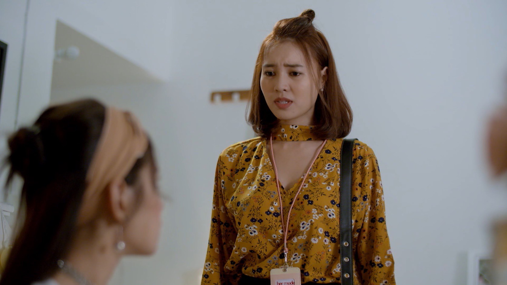 Mối tình đầu của tôi: Bình An tức tốc đến bên Lan Ngọc sau khi đá Chi Pu, nhưng người tội nghiệp nhất lại là anh chàng này - Ảnh 10. Mối tình đầu của tôi: Bình An tức tốc đến bên Lan Ngọc sau khi đá Chi Pu, nhưng người tội nghiệp nhất lại là anh chàng này - Ảnh 10.