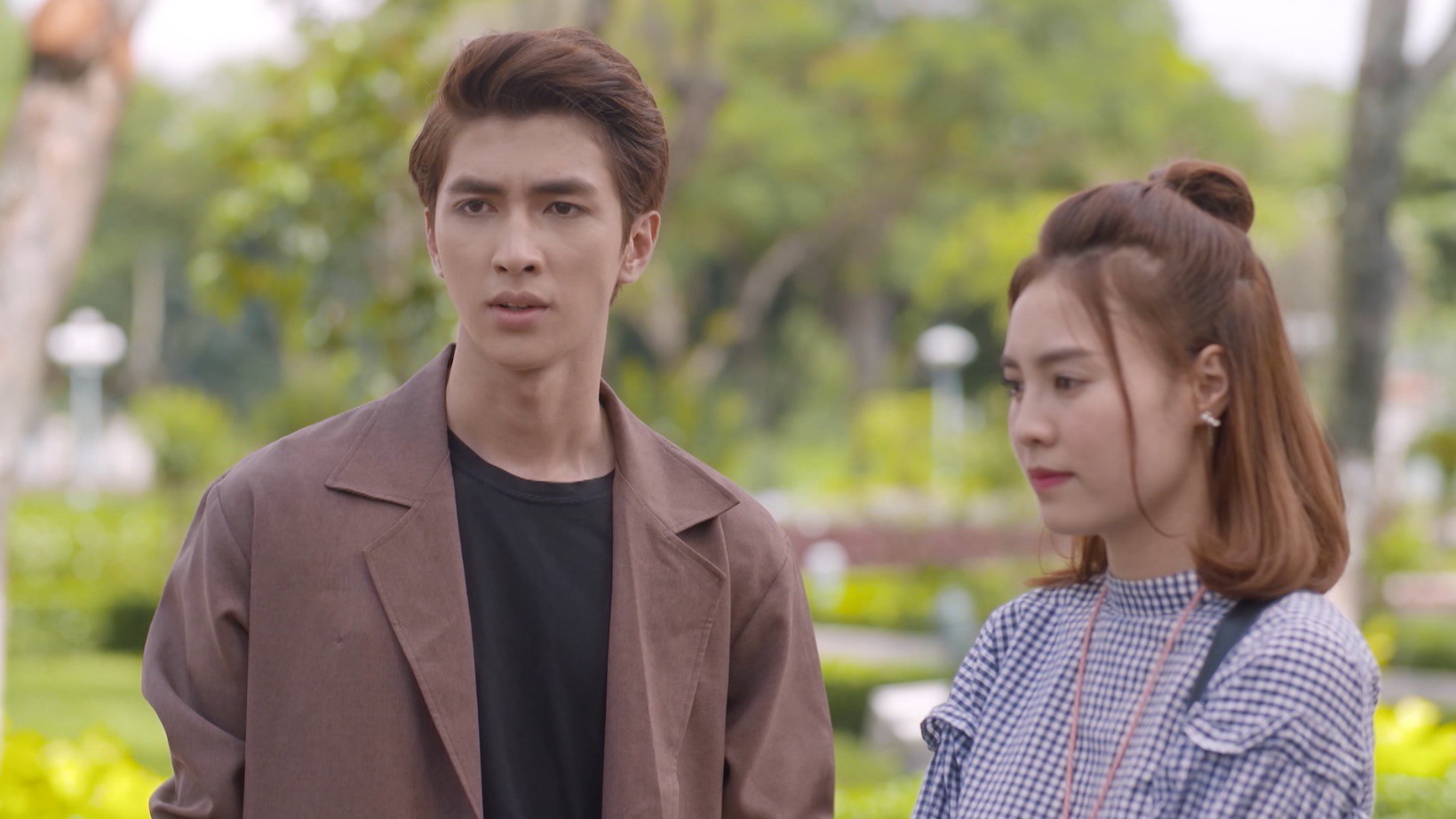 Mối tình đầu của tôi: Bình An tức tốc đến bên Lan Ngọc sau khi đá Chi Pu, nhưng người tội nghiệp nhất lại là anh chàng này - Ảnh 13. Mối tình đầu của tôi: Bình An tức tốc đến bên Lan Ngọc sau khi đá Chi Pu, nhưng người tội nghiệp nhất lại là anh chàng này - Ảnh 13.