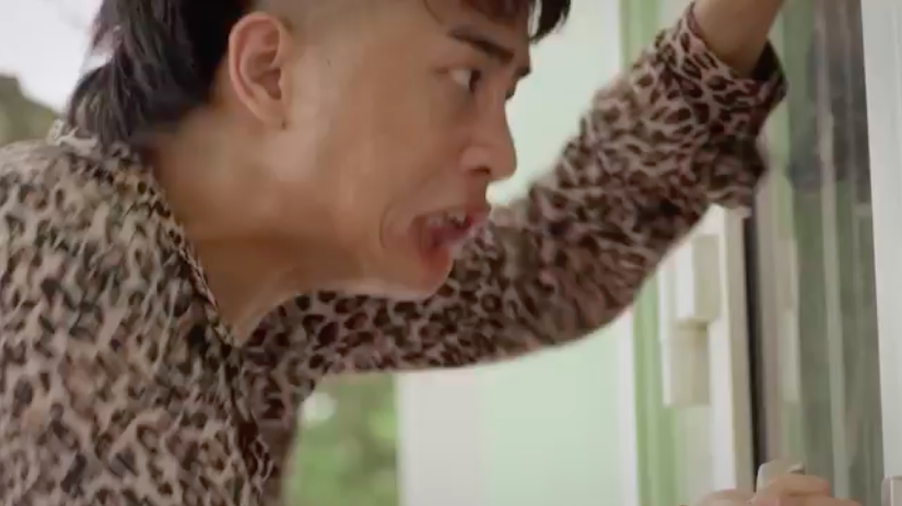 Vừa tái xuất sau scandal clip nóng 12 năm, Hoàng Thùy Linh đã bị giang hồ giống Khá Bảnh dọa giết - Ảnh 5. Vừa tái xuất sau scandal clip nóng 12 năm, Hoàng Thùy Linh đã bị giang hồ giống Khá Bảnh dọa giết - Ảnh 5.