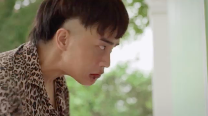 Vừa tái xuất sau scandal clip nóng 12 năm, Hoàng Thùy Linh đã bị giang hồ giống Khá Bảnh dọa giết - Ảnh 6. Vừa tái xuất sau scandal clip nóng 12 năm, Hoàng Thùy Linh đã bị giang hồ giống Khá Bảnh dọa giết - Ảnh 6.