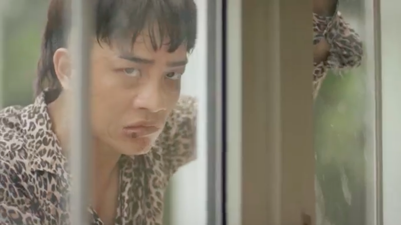 Vừa tái xuất sau scandal clip nóng 12 năm, Hoàng Thùy Linh đã bị giang hồ giống Khá Bảnh dọa giết - Ảnh 8. Vừa tái xuất sau scandal clip nóng 12 năm, Hoàng Thùy Linh đã bị giang hồ giống Khá Bảnh dọa giết - Ảnh 8.