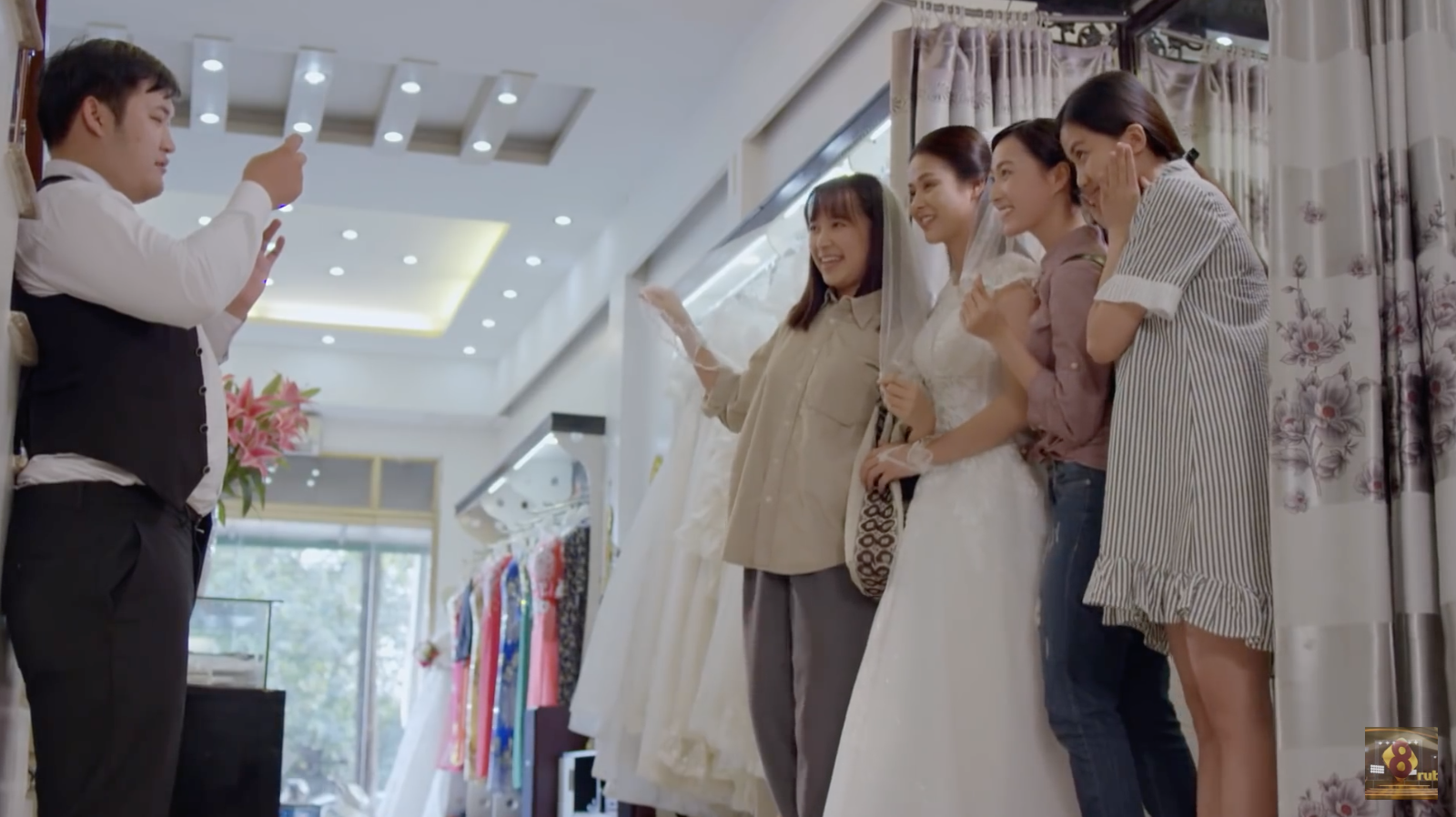 Khán giả chào thua khi đến tận tập cuối Những cô gái trong thành phố mà mặt Mai vẫn cứ... xệ - Ảnh 6. Khán giả chào thua khi đến tận tập cuối Những cô gái trong thành phố mà mặt Mai vẫn cứ... xệ - Ảnh 6.