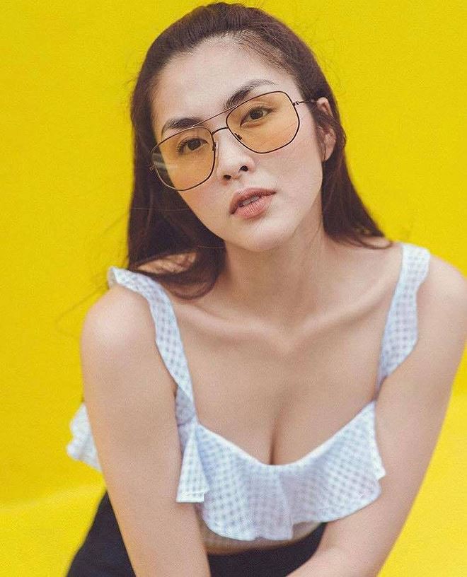 Tăng Thanh Hà diện váy 2 dây, khoe ngực đầy lấp ló cùng xương quai xanh quyến rũ - Ảnh 2. Tăng Thanh Hà diện váy 2 dây, khoe ngực đầy lấp ló cùng xương quai xanh quyến rũ - Ảnh 2.