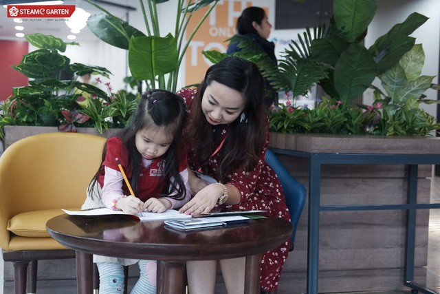 Hội thảo “giáo dục mầm non đúng hướng - nền tảng vững chắc giúp con vào lớp 1” - Ảnh 4. Hội thảo “giáo dục mầm non đúng hướng - nền tảng vững chắc giúp con vào lớp 1” - Ảnh 4.