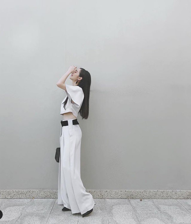 Soi nhất cử nhất động của sao Việt (2/4) - Ảnh 8.