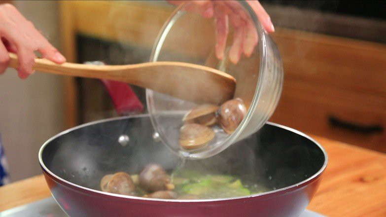 Bữa tối có món canh này ăn với cà pháo muối chua thì sơn hào hải vị cũng chẳng sánh bằng! - Ảnh 4. Bữa tối có món canh này ăn với cà pháo muối chua thì sơn hào hải vị cũng chẳng sánh bằng! - Ảnh 4.