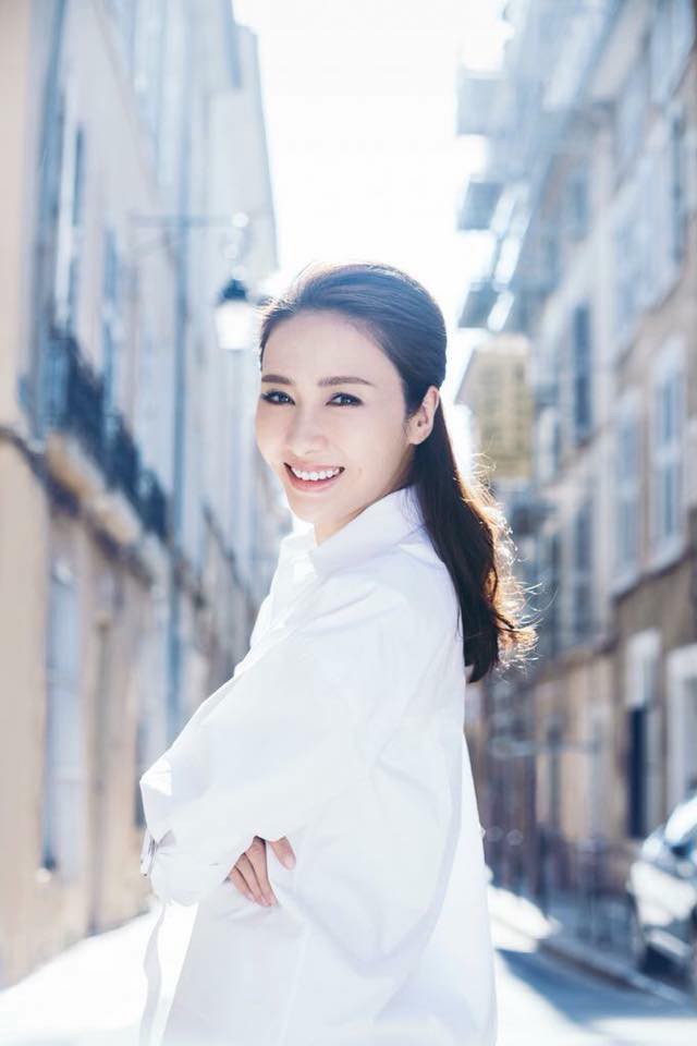 Lê Tư khiến chồng say đắm cung phụng, Trần Hảo lu mờ học trò kém gần 2 giáp, tất cả là nhờ nhan sắc hack tuổi khó tin - Ảnh 3. Lê Tư khiến chồng say đắm cung phụng, Trần Hảo lu mờ học trò kém gần 2 giáp, tất cả là nhờ nhan sắc hack tuổi khó tin - Ảnh 3.