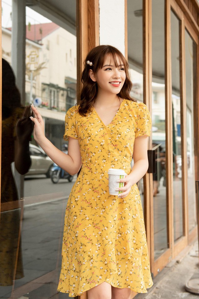 Thời trang Rosara- Local brand được các nàng công sở yêu thích - Ảnh 4. Thời trang Rosara- Local brand được các nàng công sở yêu thích - Ảnh 4.