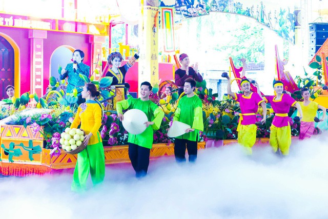 Mùng 10 tháng ba: Nhớ về nguồn cội với lễ hội giỗ Tổ Hùng Vương tại Suối Tiên - Ảnh 2. Mùng 10 tháng ba: Nhớ về nguồn cội với lễ hội giỗ Tổ Hùng Vương tại Suối Tiên - Ảnh 2.