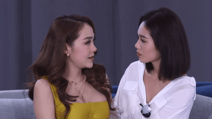 Hơn nửa năm trước gây bão với loạt khoảnh khắc cằm chìa nhọn hoắt, liệu có ai tò mò Minh Hằng của hiện tại thế nào rồi không? - Ảnh 4. Hơn nửa năm trước gây bão với loạt khoảnh khắc cằm chìa nhọn hoắt, liệu có ai tò mò Minh Hằng của hiện tại thế nào rồi không? - Ảnh 4.