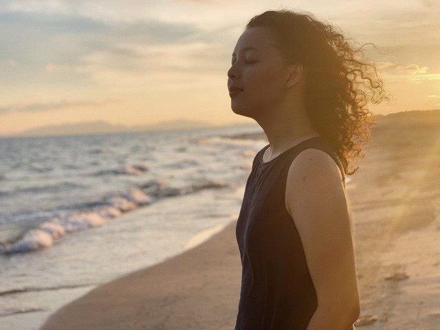 Nhờ b&iacute; quyết dắt t&uacute;i n&agrave;y m&agrave; travel blogger nổi tiếng Nhị Đặng du lịch thỏa th&iacute;ch lại v&ocirc; c&ugrave;ng tiết kiệm - Ảnh 4.