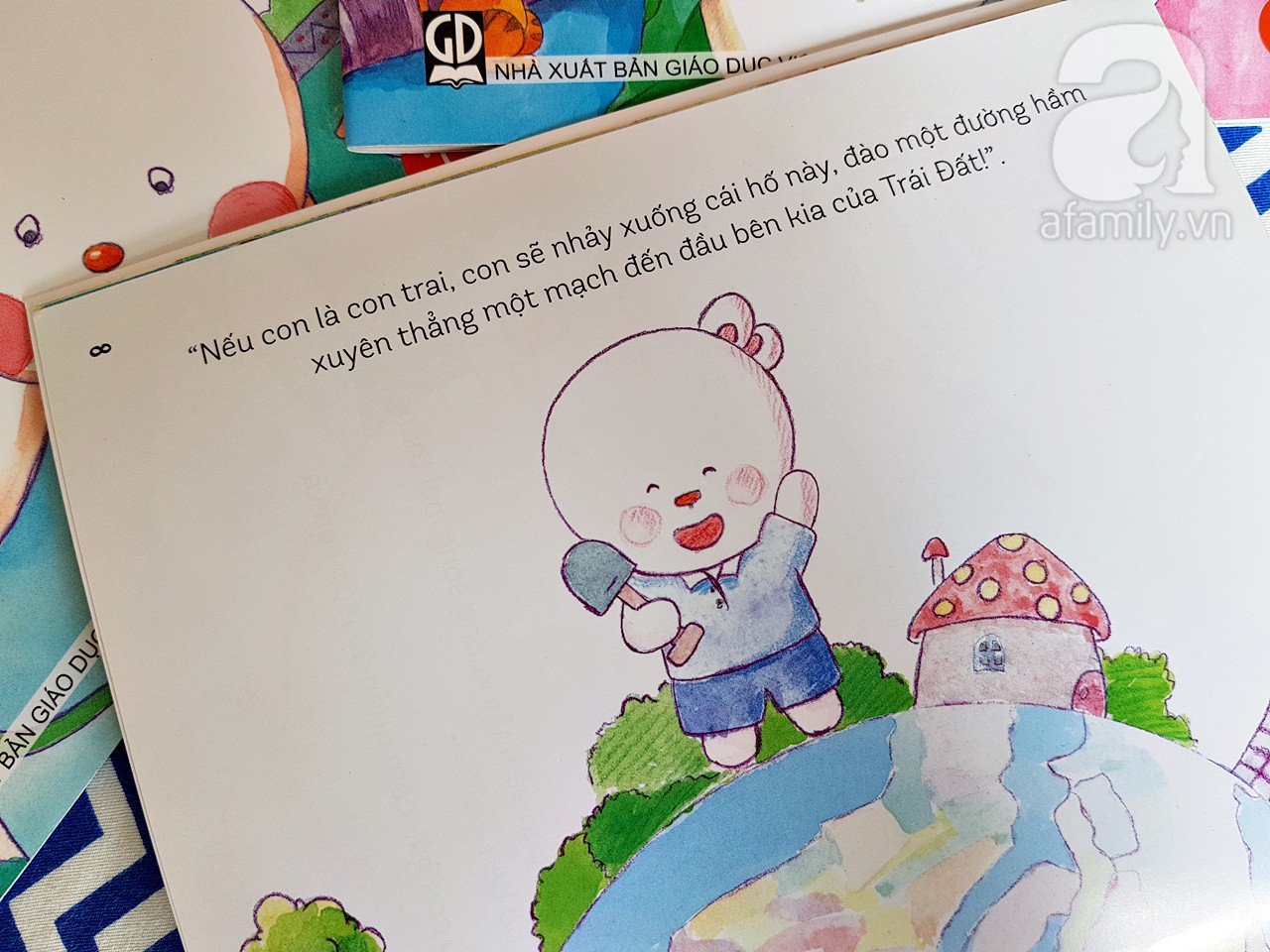 Bộ sách về 8 bài học giới tính đầu tiên trẻ cần được học ngay từ khi 2 tuổi, mọi cha mẹ đều nên tham khảo - Ảnh 3. Bộ sách về 8 bài học giới tính đầu tiên trẻ cần được học ngay từ khi 2 tuổi, mọi cha mẹ đều nên tham khảo - Ảnh 3.