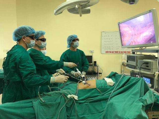 Bà mẹ Tuyên Quang sinh 3 bé trai cùng trứng hiếm gặp, trên thế giới khoảng 200 triệu ca mới có 1 ca - Ảnh 1.
