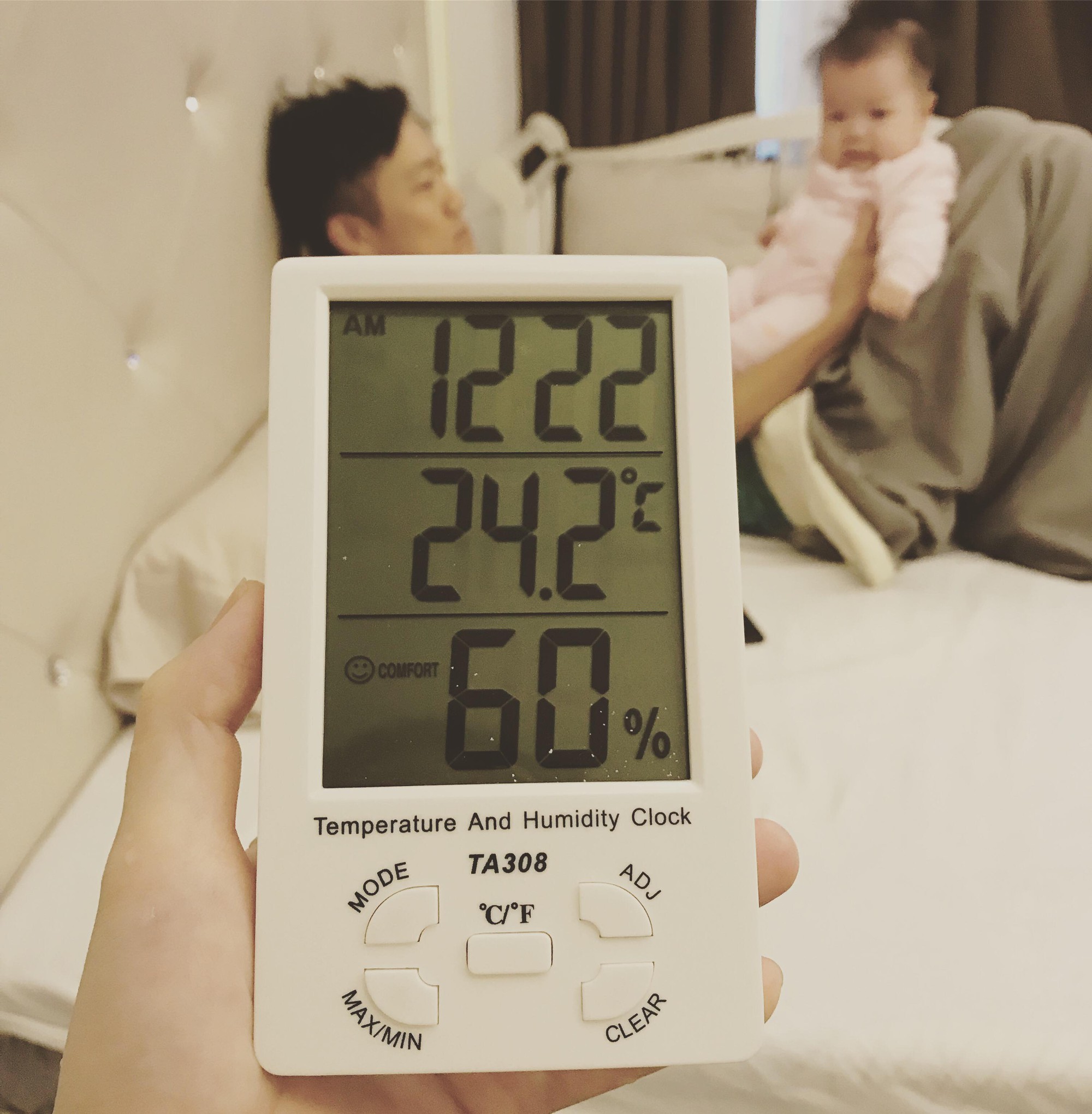 Lật ngược vấn đề: Con ốm do bố mẹ chứ không phải do điều hòa, mẹ 2 con được hội bỉm sữa nhiệt tình ủng hộ - Ảnh 3. Lật ngược vấn đề: Con ốm do bố mẹ chứ không phải do điều hòa, mẹ 2 con được hội bỉm sữa nhiệt tình ủng hộ - Ảnh 3.