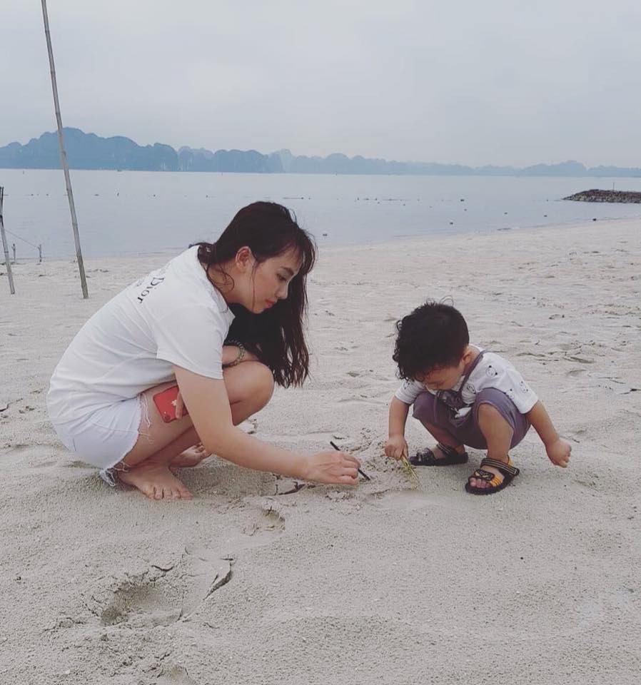 Lật ngược vấn đề: Con ốm do bố mẹ chứ không phải do điều hòa, mẹ 2 con được hội bỉm sữa nhiệt tình ủng hộ - Ảnh 1. Lật ngược vấn đề: Con ốm do bố mẹ chứ không phải do điều hòa, mẹ 2 con được hội bỉm sữa nhiệt tình ủng hộ - Ảnh 1.
