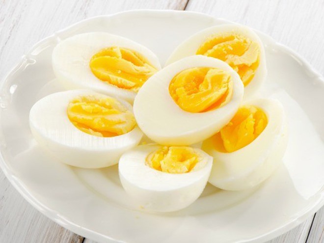 Bé 4 tuổi tử vong vì bà nội cho ăn trứng theo cách nhiều người đang rất thích - Ảnh 3. Bé 4 tuổi tử vong vì bà nội cho ăn trứng theo cách nhiều người đang rất thích - Ảnh 3.
