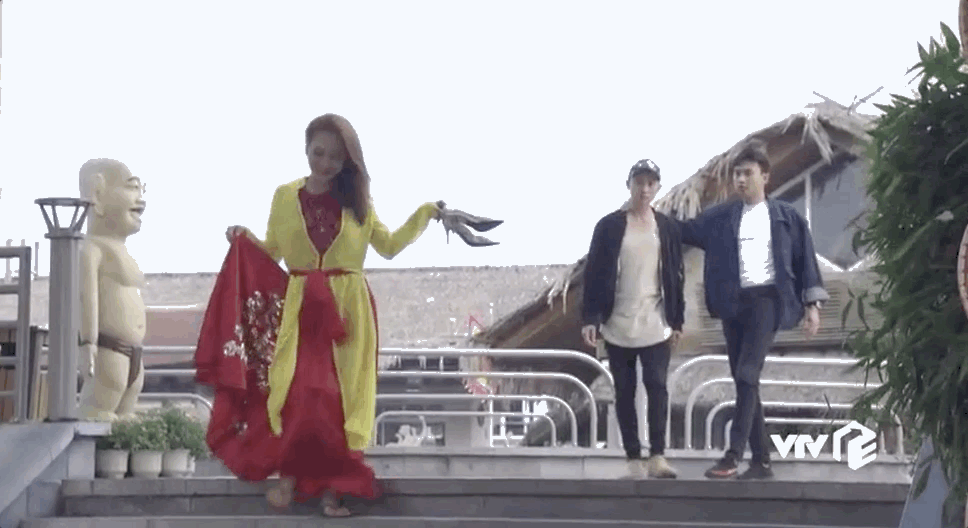 4 m&agrave;n s&aacute;t g&aacute;i huyền thoại của Vũ sở khanh (Về Nh&agrave; Đi Con): Đụng g&igrave; ăn nấy, t&ograve; te ngay giữa c&ocirc;ng ty! - Ảnh 10.