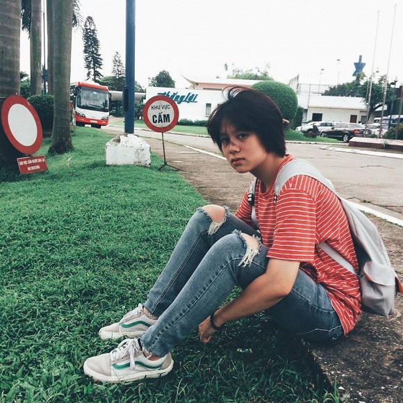 C&ocirc; em &uacute;t quốc d&acirc;n trong Về nh&agrave; đi con: Phong c&aacute;ch thời trang tr&ecirc;n phim thế n&agrave;o, ngo&agrave;i đời y chang vậy! - Ảnh 8.