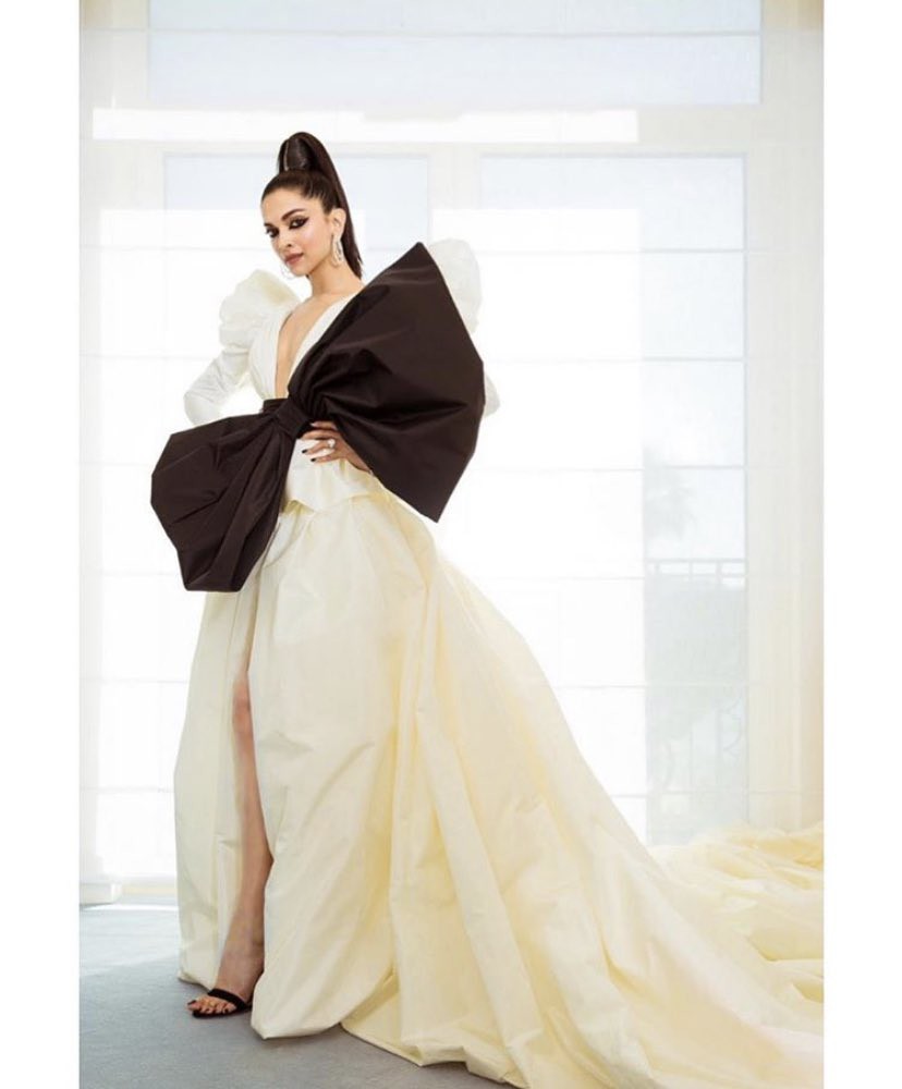 Chẳng cần chi&ecirc;u tr&ograve; &ldquo;hở da thịt&rdquo;, 25 bộ c&aacute;nh n&agrave;y vẫn được c&ocirc;ng nhận l&agrave; đỉnh nhất Cannes 2019 - Ảnh 9.