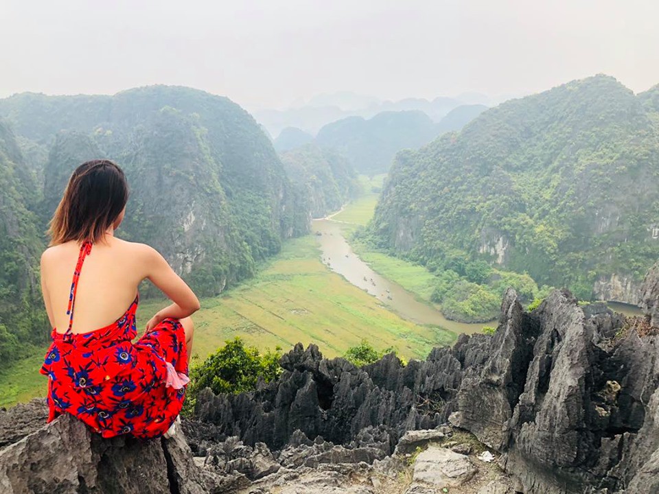 Soi nhất cử nhất động của sao Việt (24/5) - Ảnh 8. Soi nhất cử nhất động của sao Việt (24/5) - Ảnh 8.