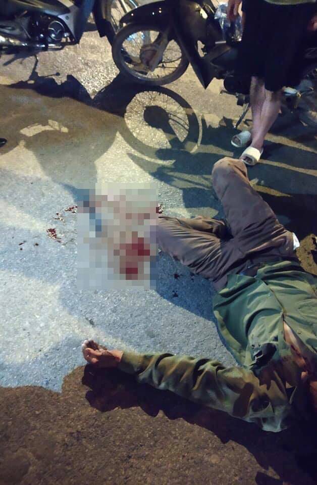 H&agrave; Nội: Chưa x&aacute;c định t&agrave;i xế l&aacute;i &ocirc; t&ocirc; biển xanh t&ocirc;ng người đ&agrave;n &ocirc;ng nguy kịch rồi tăng ga bỏ chạy - Ảnh 1.