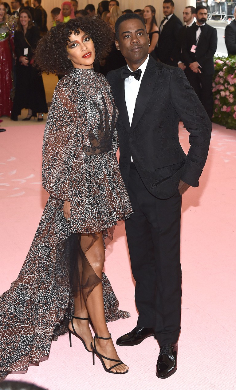 Thảm hồng Met Gala 2019: Chẳng cần chơi trội, các cặp đôi vẫn gây ấn tượng theo cách riêng của mình - Ảnh 13. Thảm hồng Met Gala 2019: Chẳng cần chơi trội, các cặp đôi vẫn gây ấn tượng theo cách riêng của mình - Ảnh 13.