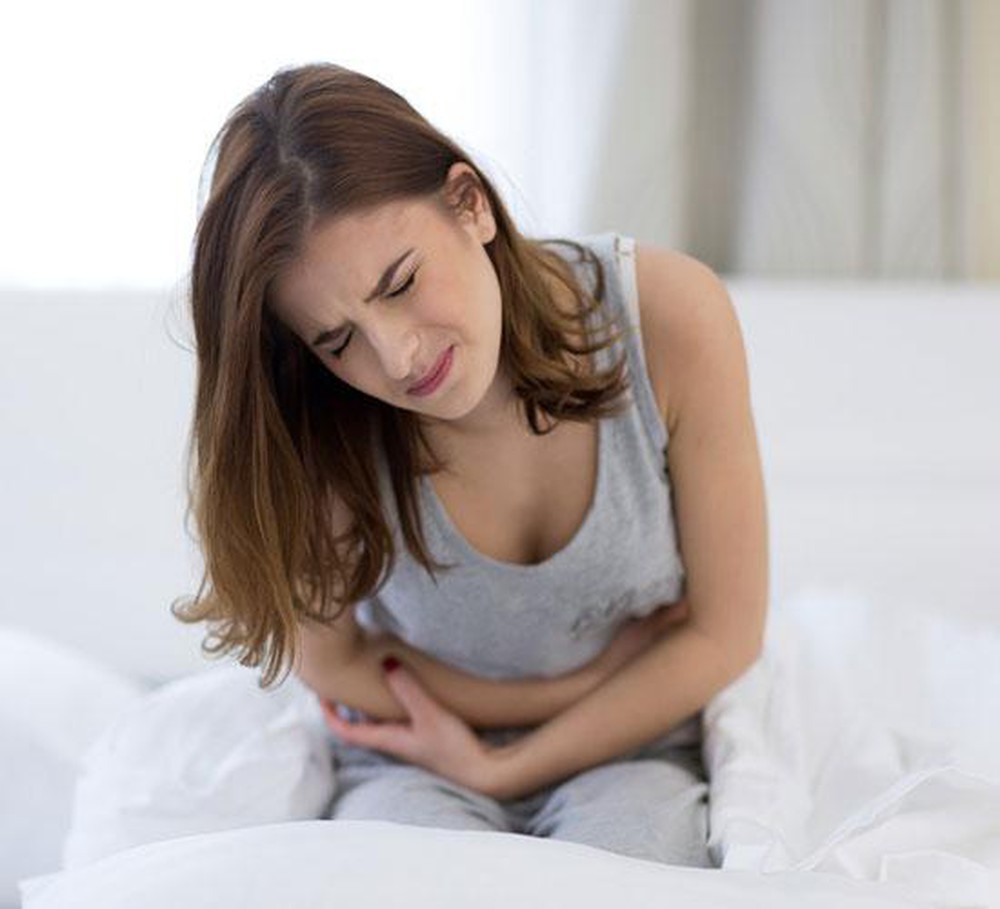 Giơ bàn chân ấn vào điểm này, chị em bị đau khi đèn đỏ đến mức nào cũng thấy dịu luôn - Ảnh 1. Giơ bàn chân ấn vào điểm này, chị em bị đau khi đèn đỏ đến mức nào cũng thấy dịu luôn - Ảnh 1.