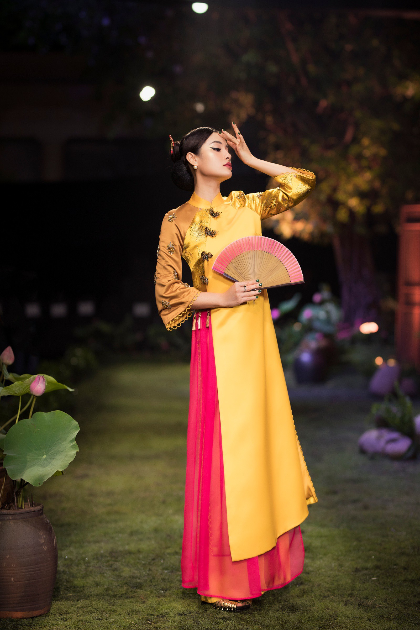 Phương Trinh Jolie nói gì khi bị chê mặc phản cảm vì khoe thân quá đà - Ảnh 6. Phương Trinh Jolie nói gì khi bị chê mặc phản cảm vì khoe thân quá đà - Ảnh 6.