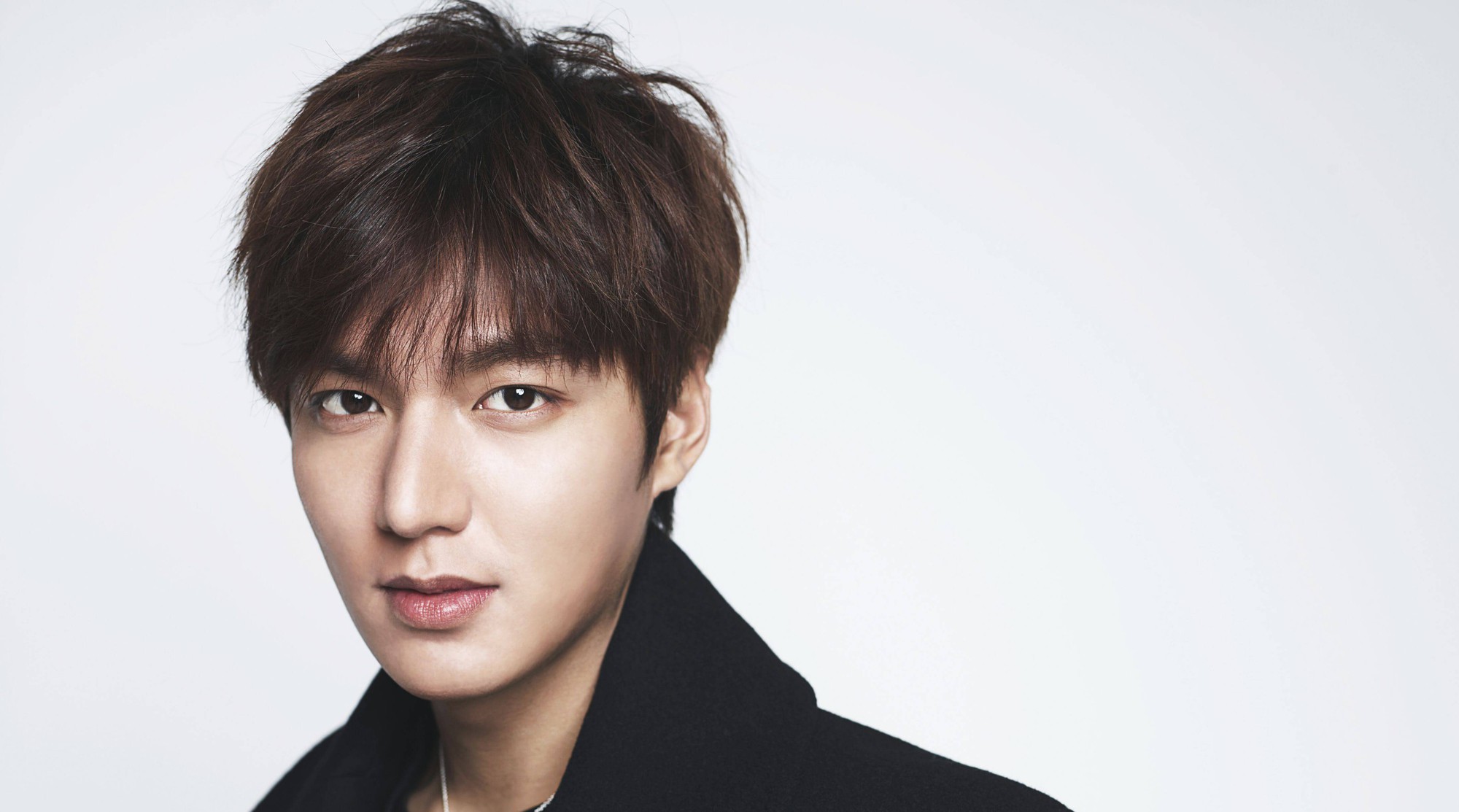 Lee Min Ho chính thức xác nhận đóng phim của biên kịch Hậu duệ mặt trời sau khi xuất ngũ - Ảnh 1. Lee Min Ho chính thức xác nhận đóng phim của biên kịch Hậu duệ mặt trời sau khi xuất ngũ - Ảnh 1.