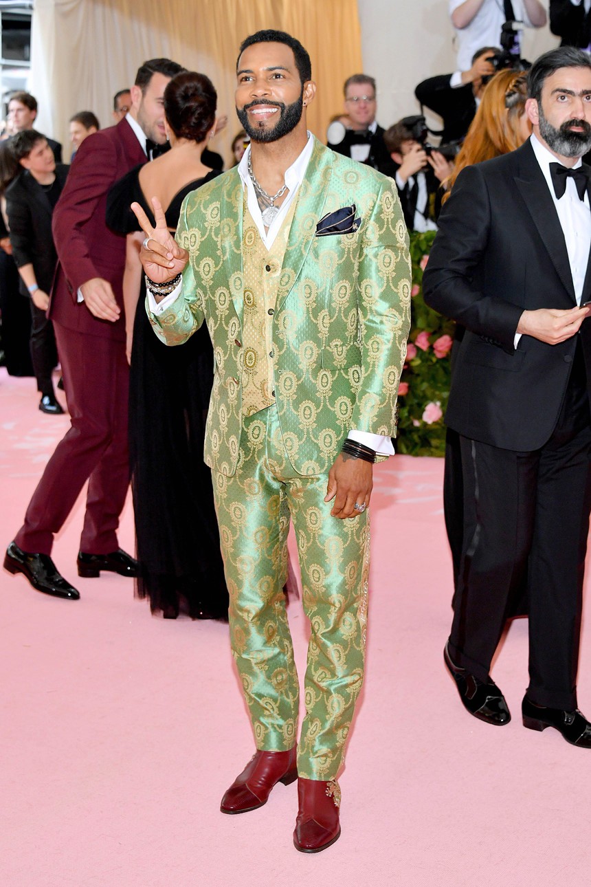 Loạt sao nam cũng chặt chém nhau không kém trên thảm đỏ Met Gala 2019, bất ngờ nhất là màn tung cánh của 2 sao nam này - Ảnh 15. Loạt sao nam cũng chặt chém nhau không kém trên thảm đỏ Met Gala 2019, bất ngờ nhất là màn tung cánh của 2 sao nam này - Ảnh 15.
