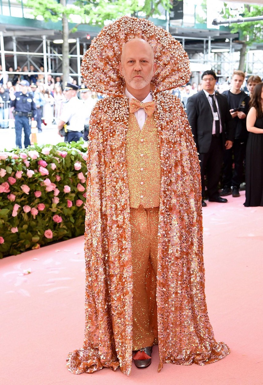Loạt sao nam cũng chặt chém nhau không kém trên thảm đỏ Met Gala 2019, bất ngờ nhất là màn tung cánh của 2 sao nam này - Ảnh 17. Loạt sao nam cũng chặt chém nhau không kém trên thảm đỏ Met Gala 2019, bất ngờ nhất là màn tung cánh của 2 sao nam này - Ảnh 17.