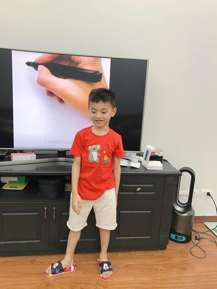 Hằng T&uacute;i buồn ph&aacute;t kh&oacute;c khi con trai tr&aacute;ch mẹ kh&ocirc;ng đưa đi học, c&aacute;ch giải quyết của hotmom khiến chị em nể phục - Ảnh 3.