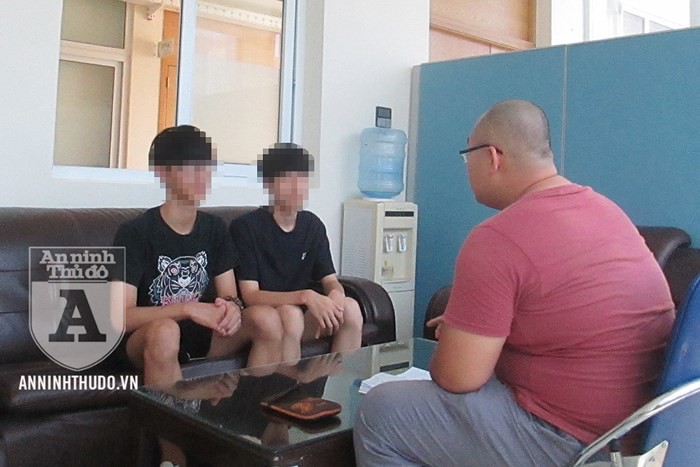 [CLIP] Nghi vấn taxi "d&ugrave;" chặt ch&eacute;m 100.000 đồng sau... 2 ph&uacute;t di chuyển - Ảnh 1.