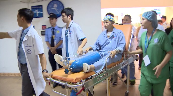 Trào nước mắt khoảng khắc người mẹ ung thư vú lần đầu ôm con vào lòng - Ảnh 27. Trào nước mắt khoảng khắc người mẹ ung thư vú lần đầu ôm con vào lòng - Ảnh 27.