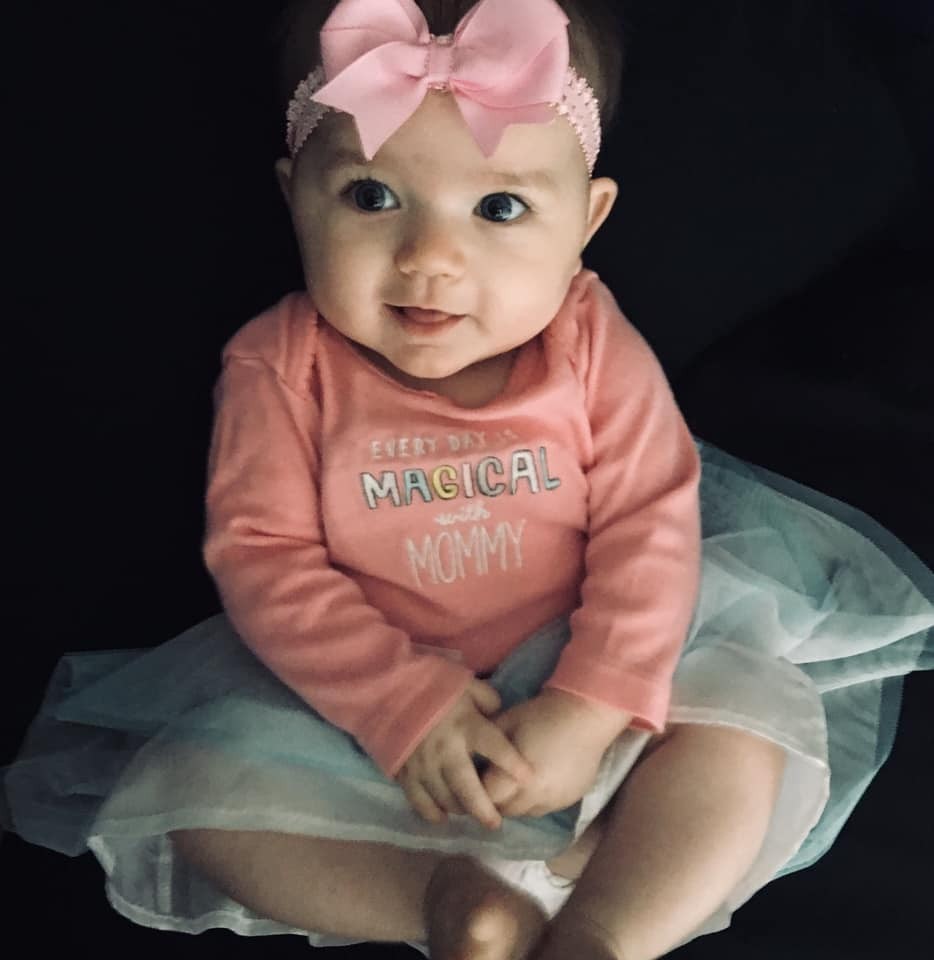 Thấy vết bớt đen x&igrave; to đ&ugrave;ng trong miệng con g&aacute;i, b&agrave; mẹ vội v&agrave;ng đưa con đến bệnh viện rồi phải xấu hổ ra về v&igrave; l&yacute; do kh&ocirc;ng ngờ được - Ảnh 2.