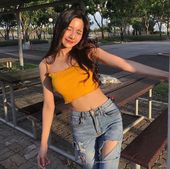 80f3f1fd77da622d42cdf702a29c1c7b-crop 80f3f1fd77da622d42cdf702a29c1c7b-crop