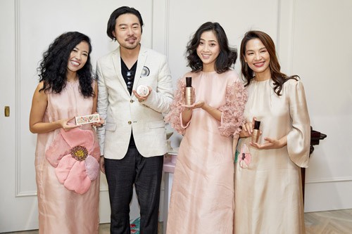 Helly Tống, Thanh Trúc Trương, Bùi Việt Hà tham gia sự kiện tôn vinh vẻ đẹp vượt thời gian của Sulwhasoo - Ảnh 6. Helly Tống, Thanh Trúc Trương, Bùi Việt Hà tham gia sự kiện tôn vinh vẻ đẹp vượt thời gian của Sulwhasoo - Ảnh 6.