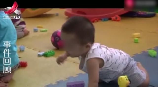 Vừa sinh đôi tỉnh dậy, cô gái phát hiện bạn trai đã ẵm các con đi rồi biết được hành vi độc ác mà hắn đã làm với những đứa trẻ - Ảnh 2. Vừa sinh đôi tỉnh dậy, cô gái phát hiện bạn trai đã ẵm các con đi rồi biết được hành vi độc ác mà hắn đã làm với những đứa trẻ - Ảnh 2.