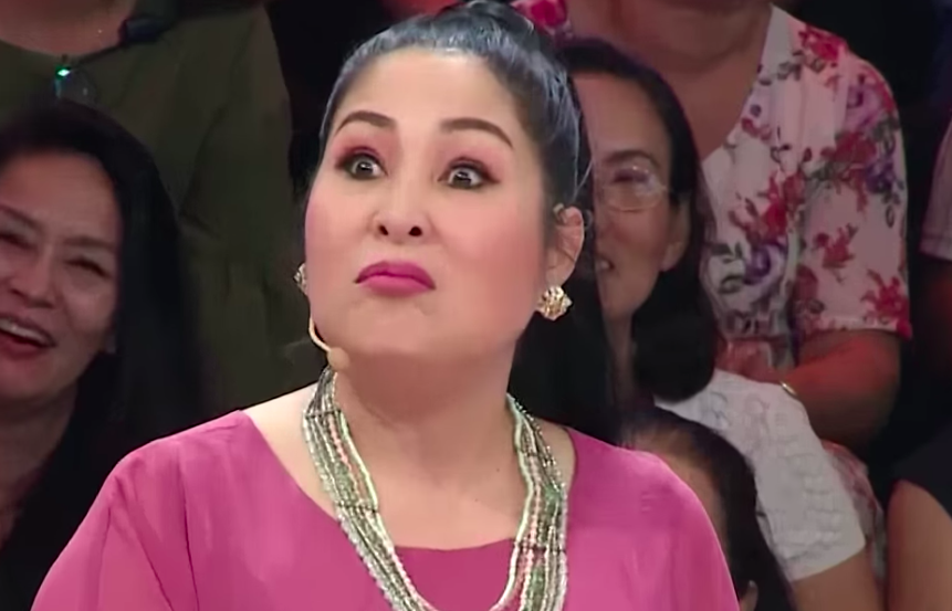 Ký ức vui vẻ: Lại Văn Sâm hốt hoảng khi Hồng Vân bị bóc phốt bày trò "tụt quần" đồng nghiệp nam - Ảnh 7. Ký ức vui vẻ: Lại Văn Sâm hốt hoảng khi Hồng Vân bị bóc phốt bày trò "tụt quần" đồng nghiệp nam - Ảnh 7.