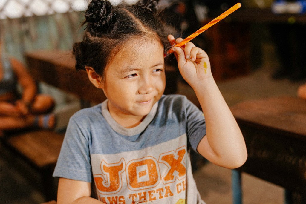 &ldquo;Con g&aacute;i m&agrave;n ảnh&rdquo; của Thu Trang: Chưa đầy mười tuổi nhưng đ&atilde; g&oacute;p mặt trong h&agrave;ng loạt phim ăn kh&aacute;ch - Ảnh 2.