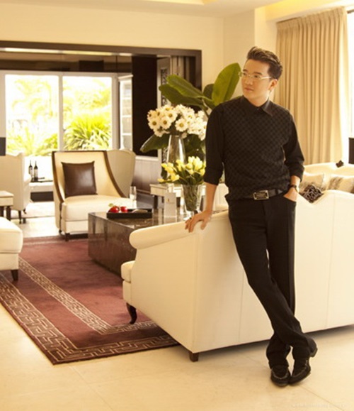 Ngắm những căn penthouse sang trọng, đắt giá của sao Việt 2 ngam nhung can penthouse sang trong dat gia cua sao viet Đột nhập penthouse vừa sang vừa đắt của sao Việt